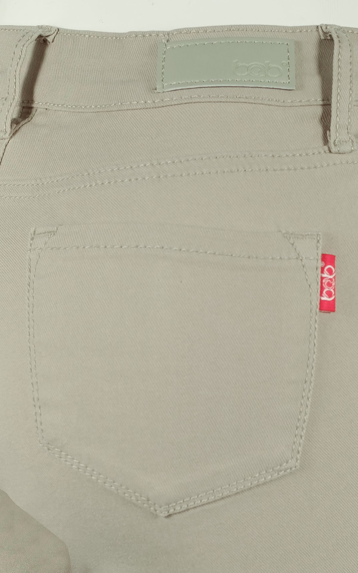 COLOR KHAKI